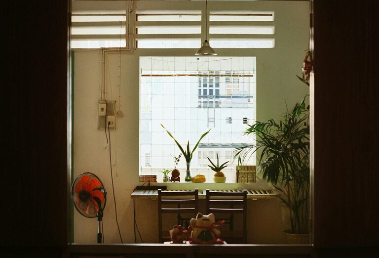 How to Plan a Restful Day Off at Home for True Relaxation